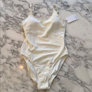 NWT Quince Italian Cami One-Piece Swimsuit – Ivory White, Size S